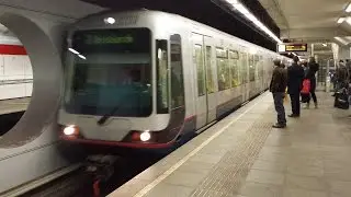 RET Metro 3*Type S (5412 na Mid-Life Revisie) op Blaak (spoor 3) richting Nesselande