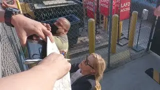 Julie Bowen a modern day hero | she doesn&rsquo;t like TMZ.