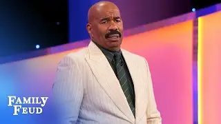 Steve Harvey demos wild animal noises!