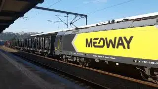 Medway CP 4700 freight train passes trofa