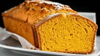 Kein Herbst ohne diesen K&uuml;rbiskuchen! Schnell, gesund und super fluffig.