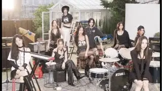 TWICE 