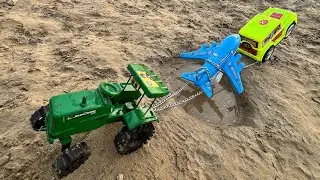 Aeroplane Crash Tractor Accident Pulling Out Side John Deere And Mhindra Thar Rox 4×4 |  Jcb carton 