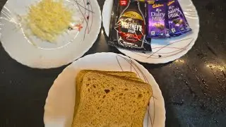 Cheesy chocolate sandwich recipe 😋