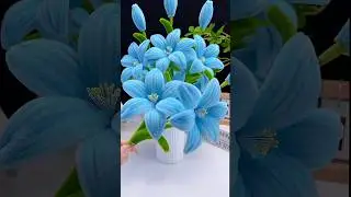 Blue lily flower petal tutorial #diy #flowers #gift #craft #handmadegifts #diygift #handcraft