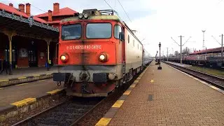 EA752 sosește &icirc;n Stația Suceava cu IR1751 București Nord-Suceava 18.04.2021