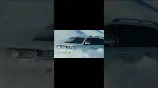 Toyota Land Cruiser playing in snow. 4K #toyota #snow #power