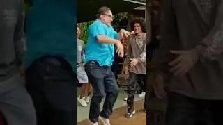 🕺