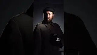 Film Noir Style - Learn to light at LumaUniversity.com #learnphotography #filmnoir #portraitlighting