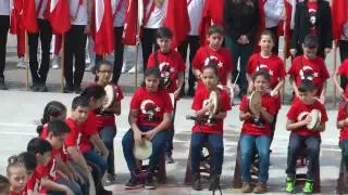 Adnan Mazıcı İlkokulu Öğrencileri Ritm Gösterisi 23 Nisan 2017.