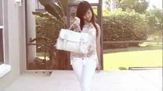 So Soho Leather Medium Satchel Cream | BAGINC.COM