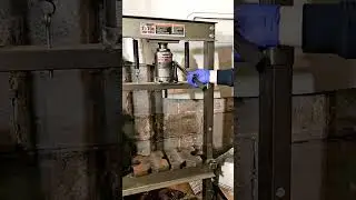 Hydraulic Press FAIL