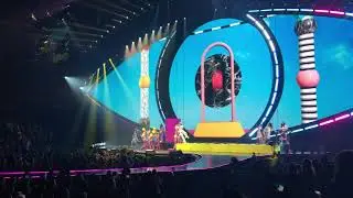 Katy Perry @ Scottrade Center - St. Louis, MO 10/22/17 highlights