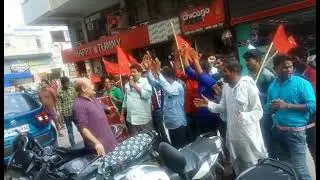 building nirman majdoor union ke doara  ajnara homes ke off per Kiya geya pardarshan