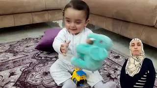التطور الطبيعي للطفل من عمر 7 - 8 شهور