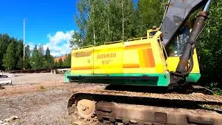 &Aring;kerman H14B old Excavator. Vanha kaivinkone