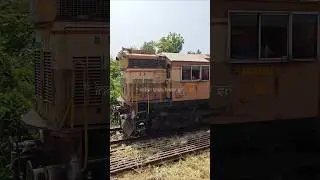16860 ERS WDM-3A shunting Trivandrum Mail at Trivandrum Central