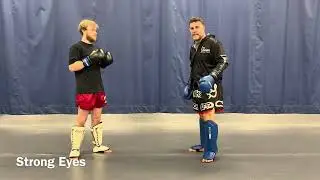 Muay Thai - Strong Eyes - Learn How to Conquer Fear of Getting Hit