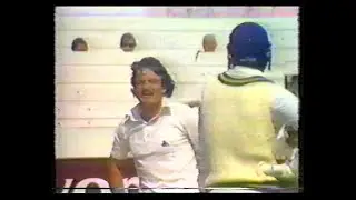 ENGLAND v PAKISTAN 3rd TEST MATCH DAY 1 HEADINGLEY AUGUST 26 1982 ROBIN JACKMAN MUDASSAR NAZAR IMRAN