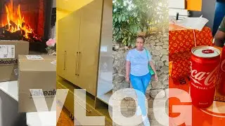 WEEKLY VLOG| TAKEALOT ORDERS| NEW CUPBOARDS | LUNCH AT CHICKEN LICKEN