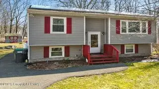 155 Chestnut Ln, Bushkill, PA Presented by Bernadette Blackwood.