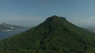 風と波が描く、香川県高松市屋島西町・長崎ノ鼻の絶景　鼻をサークルからの屋島にあわせて昇っていく