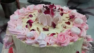 how to make flowers on cake/ cake decoration/ cake icing/ thandai cake/ cake ki sajawat