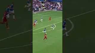 Mohamed Salah has serious speed ❗️