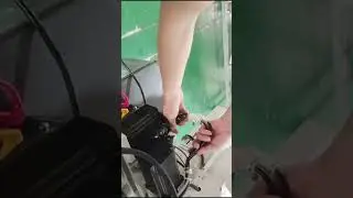 Install quick change mold fixture