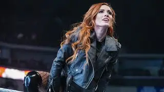 Becky Lynch Entrance: WWE Raw, Dec. 19, 2022