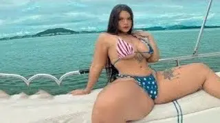 Catherine Harding Biography | Brazilian Plus Size Model | Social Influencer | Lifestyle | InstaWiki