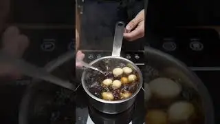 Korean Side Dish Soy Sauce Marinated Quail Eggs #Shorts