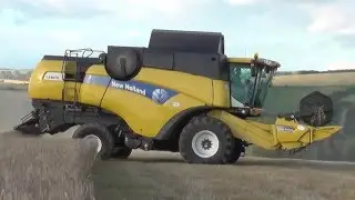 Harvest 2015 New Holland CX8070 Combine Harvester cutting Winter Barley