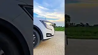 TATA Harrier vs XUV700 Drag Race ⚡️ #xuv700 #tataharrier #mahindraxuv700 #harrier