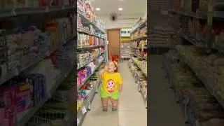 Regras de Conduta para Crian&ccedil;as no Supermercado com MC Divertida e Nathizinha