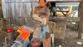 Axe Making - Forging A Great MACHETE From A Big Rusty Leaf Spring