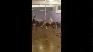 Reverse Grab to Thread-The-Needle Spin