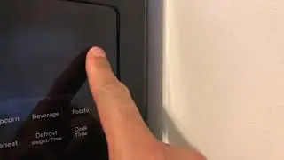 How to Set Clock on a Microwave