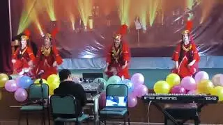  💃 Xoreografiya yo’nalishi🩰 Mumtoz raqs guruhi🎼 Xorazm raqs👩‍🏫 O'qituvchi: H.Abdusalomova