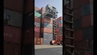 Skill operator container handler