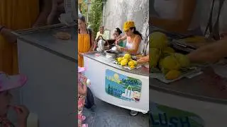 Positano Lemon 🍋Gelato, Amalfi Coast, Italy 🇮🇹 #shorts #shortvideo #italia #travel