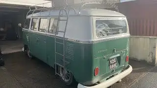 Vw splitscreen 1967 start up and runs great with quick walkabout .