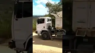 ca&ccedil;ambao Mercedes 2729 carregado