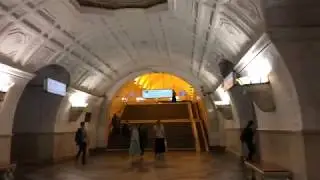 2 станции метро 