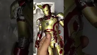 IRON MAN MARK 42 - Suit Up!🔥#HotToys #marvel  #ironman #avengers #tiktok #shorts  #spiderman #reels