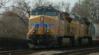 Union Pacific and Amtrak train along the Jefferson City Sub
