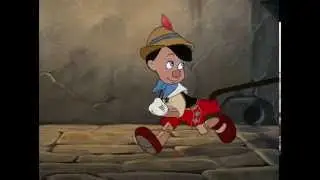Pinocchio (1940) - Il gatto, la volpe e il referto medico