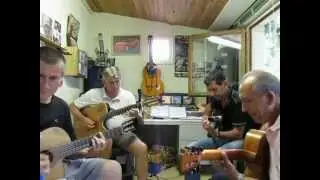Les Deux Guitares