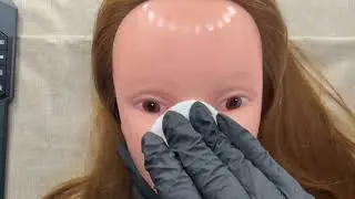 ASMR PL Roleplay zmywam makijaż sylwestrowy mojej młodszej siostrze (bliski szept, afirmacje)😴💤