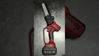 ak&uuml;l&uuml; dal budama testeresi #tools #farmer